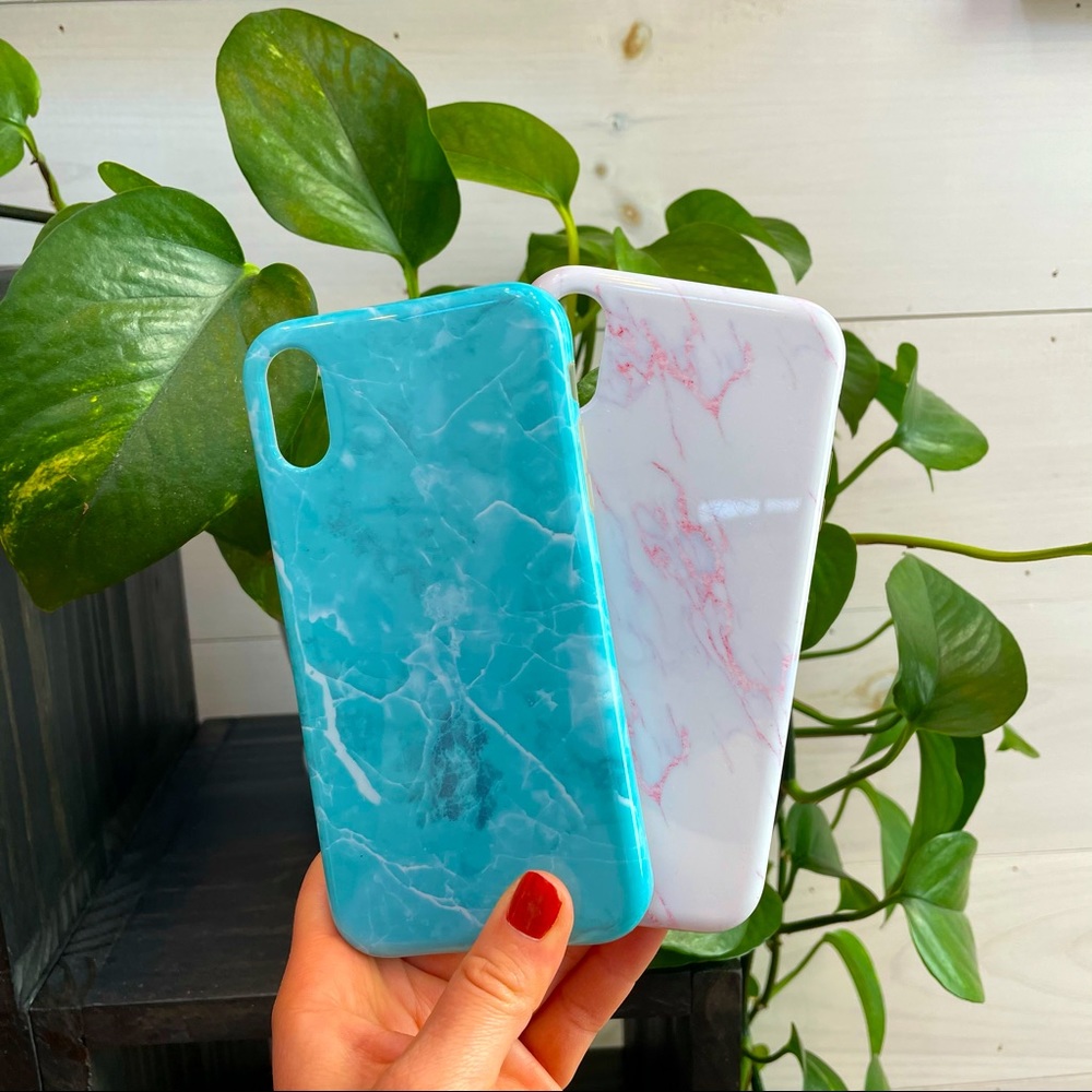 2 CASELY iPhone XR cases